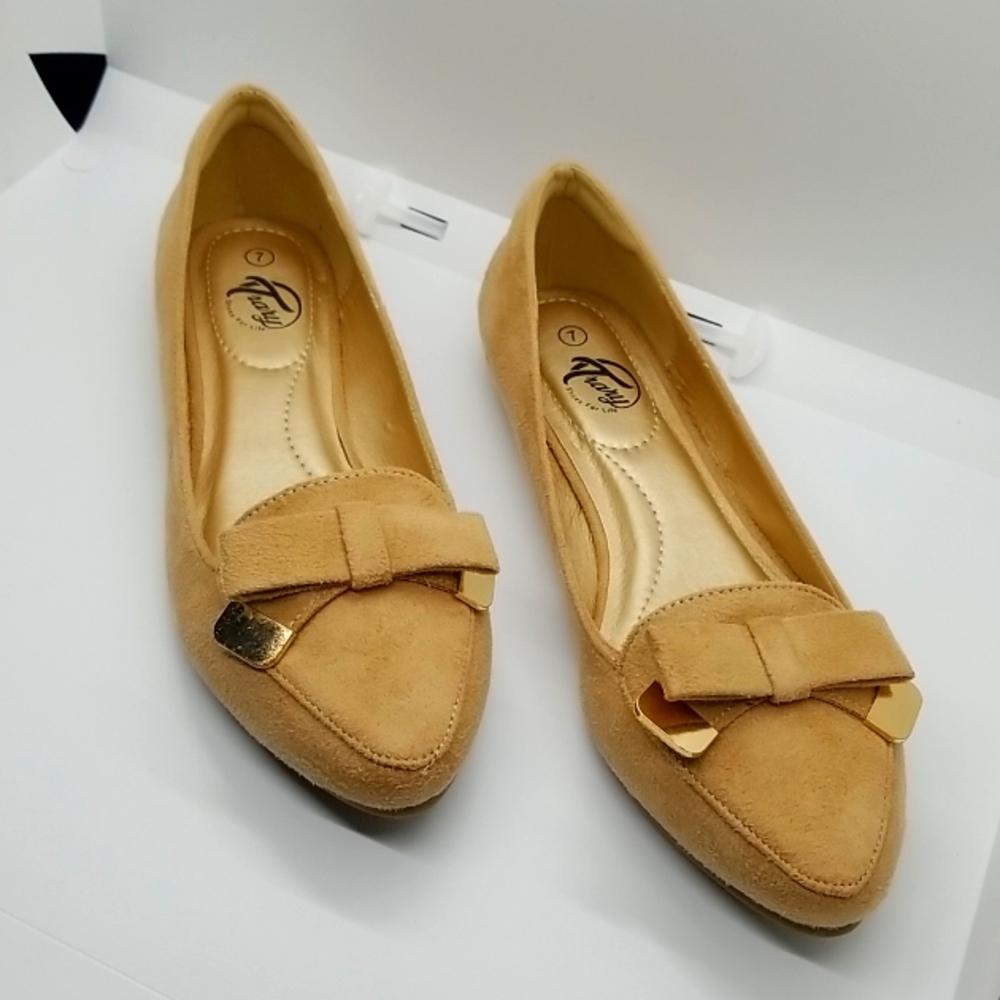 Slip on flats